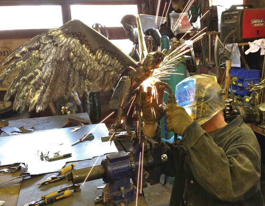 全球钣金新闻-金属制造狂:焊工制作动物的金属钣金-吉林志宁网上购物平台有限公司 全球钣金新闻-金属制造狂:焊工制作动物的金属钣金-吉林志宁网上购物平台有限公司